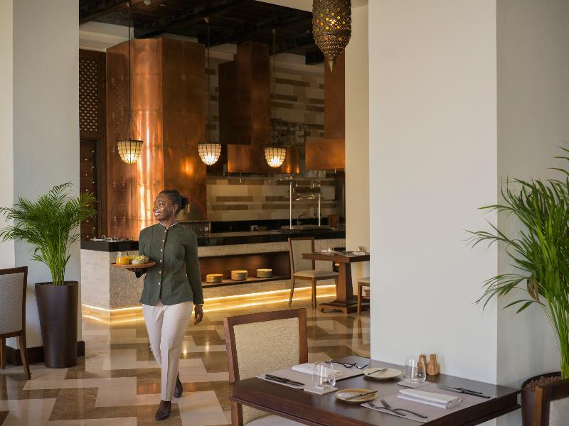 Aldhafra Resort, Vignette Collection, an IHG Hotel - Restoran