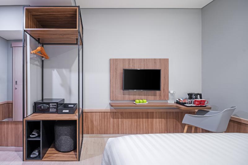 Hotel Neo+ Airport Jakarta - Oda