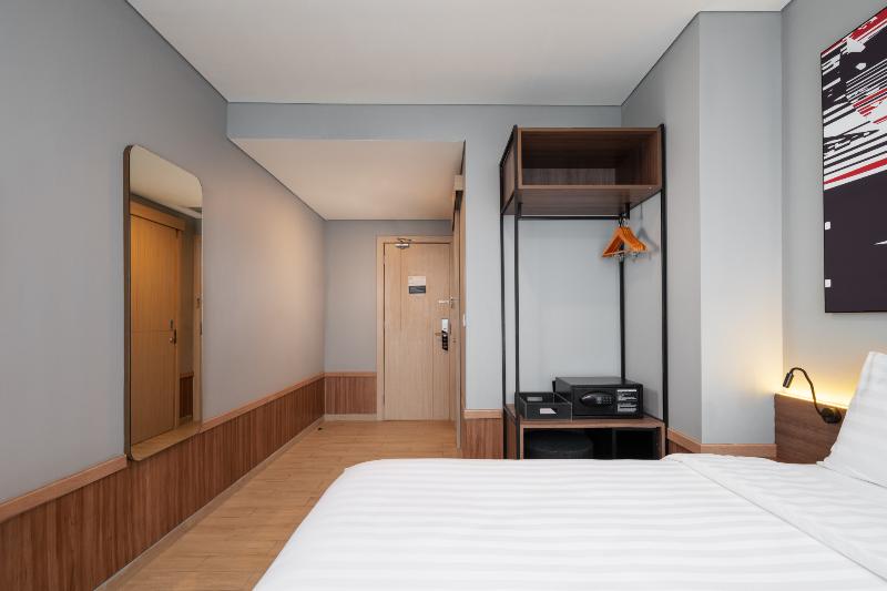 Hotel Neo+ Airport Jakarta - Oda