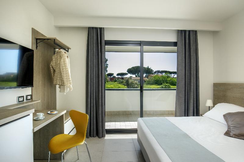 Simon Hotel Aprilia - Oda