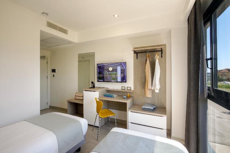 Simon Hotel Aprilia - Oda