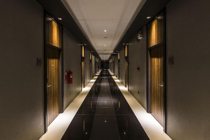 Cresco Hotel Buriram - Oda