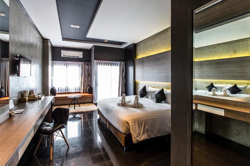 Cresco Hotel Buriram - Oda