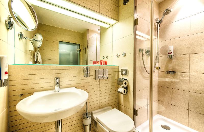 Leonardo Hotel Muenchen City West - Oda