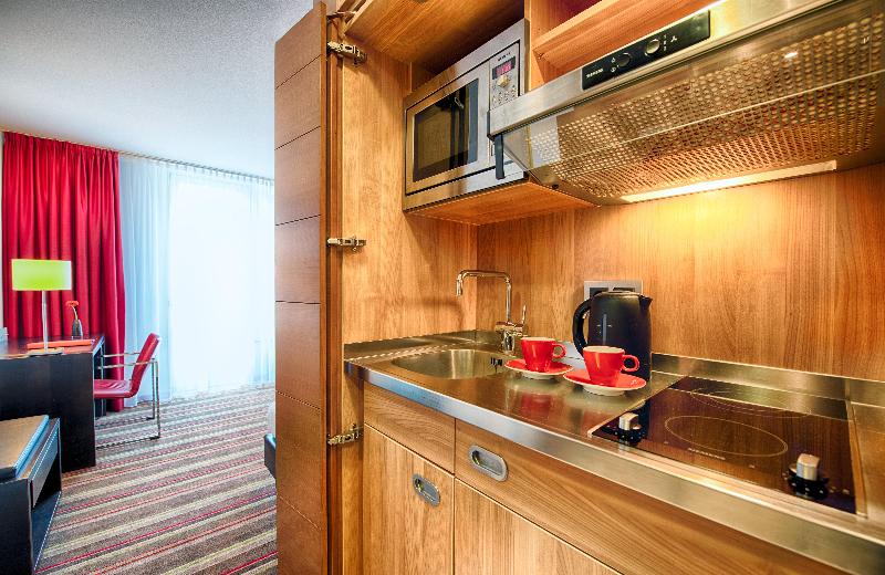 Leonardo Hotel Muenchen City West - Oda