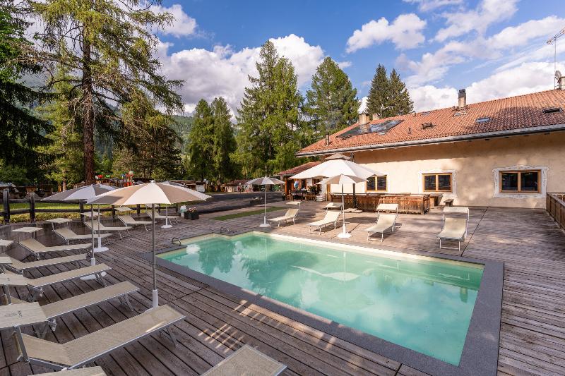 Club Del Sole Val Di Fiemme Easy Camping Village - Havuz