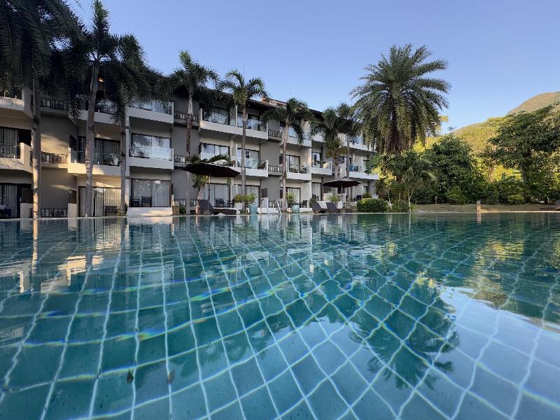Chang Buri Resort and Spa - Havuz