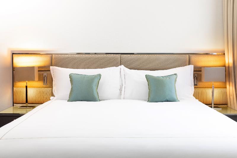 15 Basil Street Apartments - Oda