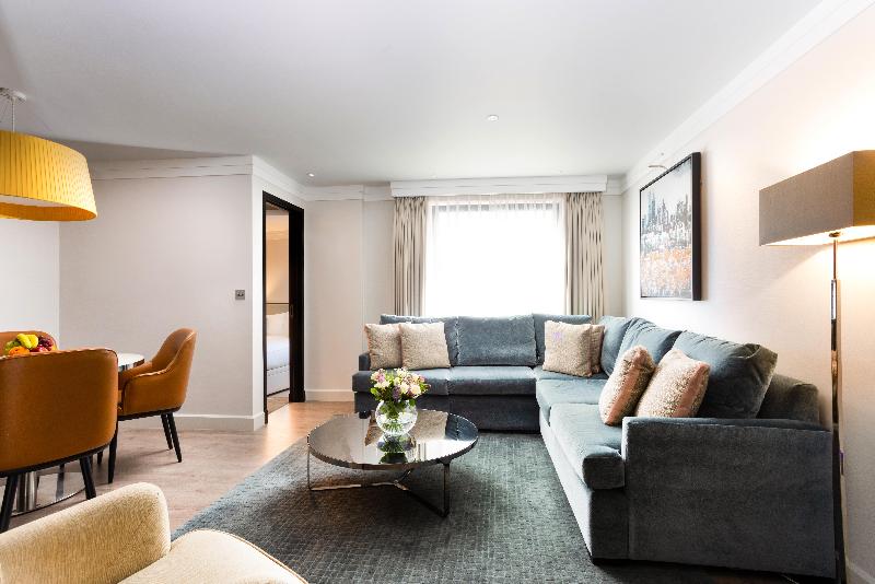 15 Basil Street Apartments - Oda