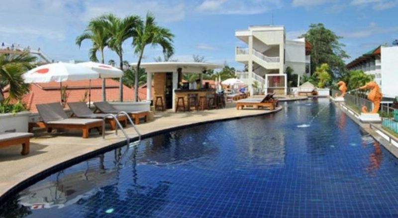 Karon Princess Hotel - Havuz