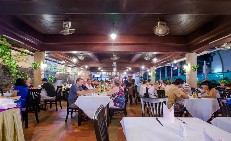 Kata Poolside Resort - Restoran