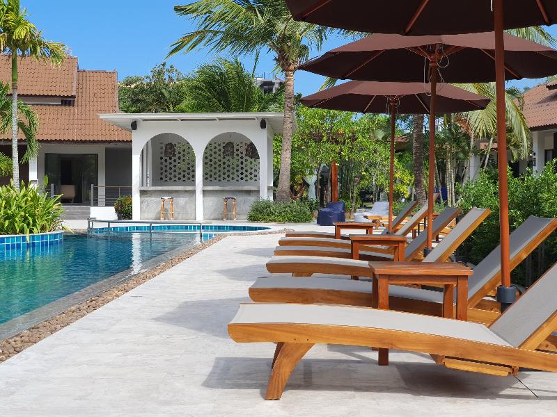 BLU PINE Villa & Pool Access - Bar