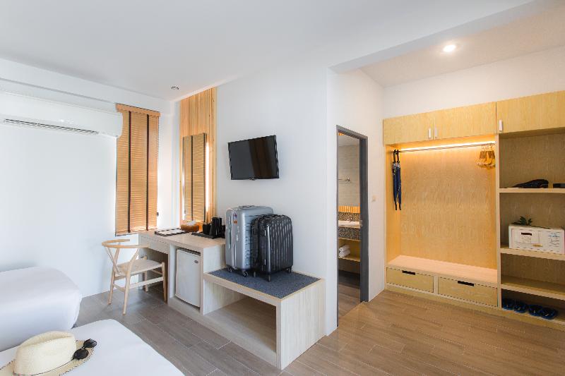 BLU PINE Villa & Pool Access - Oda