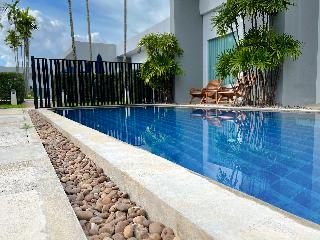 BLU PINE Villa & Pool Access fotoÄŸrafÄ±