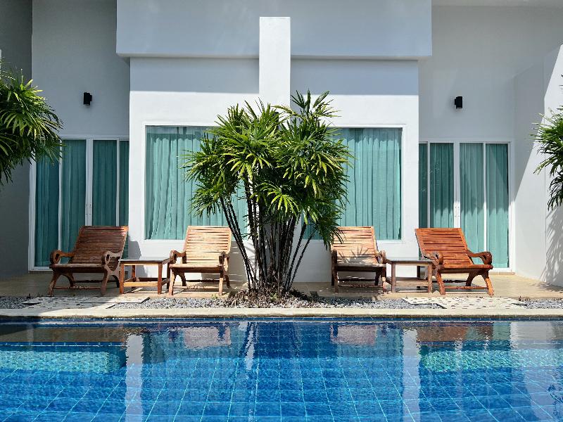 BLU PINE Villa & Pool Access - Oda