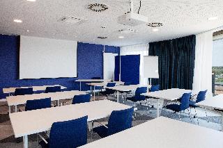 Holiday Inn Express & Suites Monheim am Rhein fotoÄŸrafÄ±