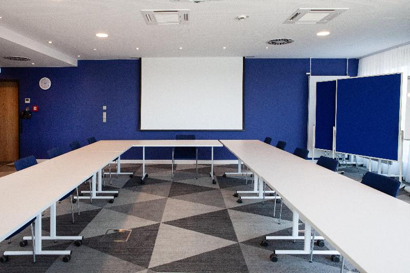 Holiday Inn Express & Suites Monheim am Rhein - Toplantı