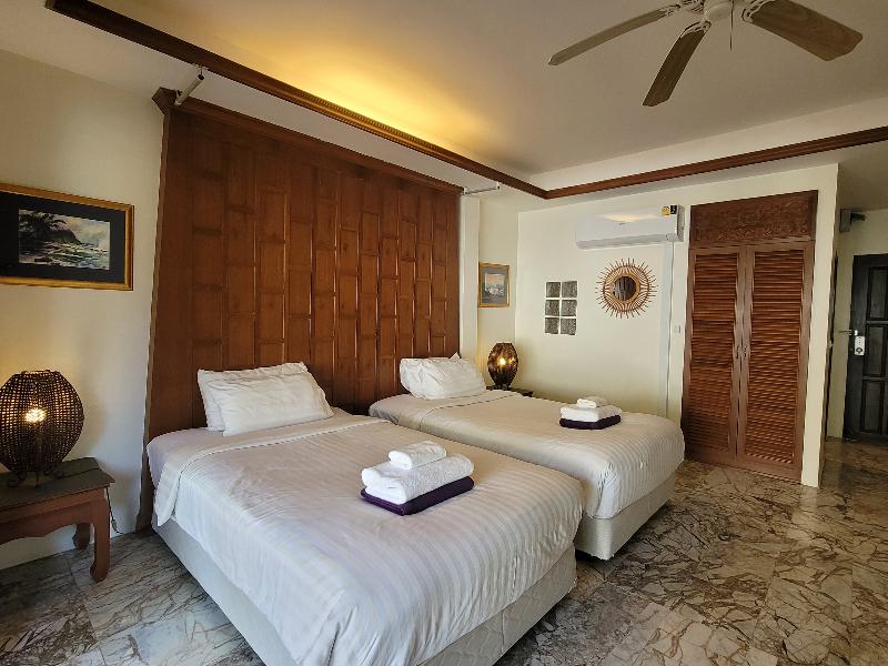 Koh Chang Cliff Beach Resort - Oda