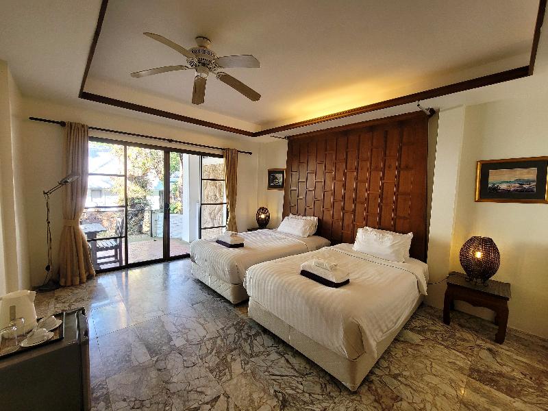 Koh Chang Cliff Beach Resort - Oda