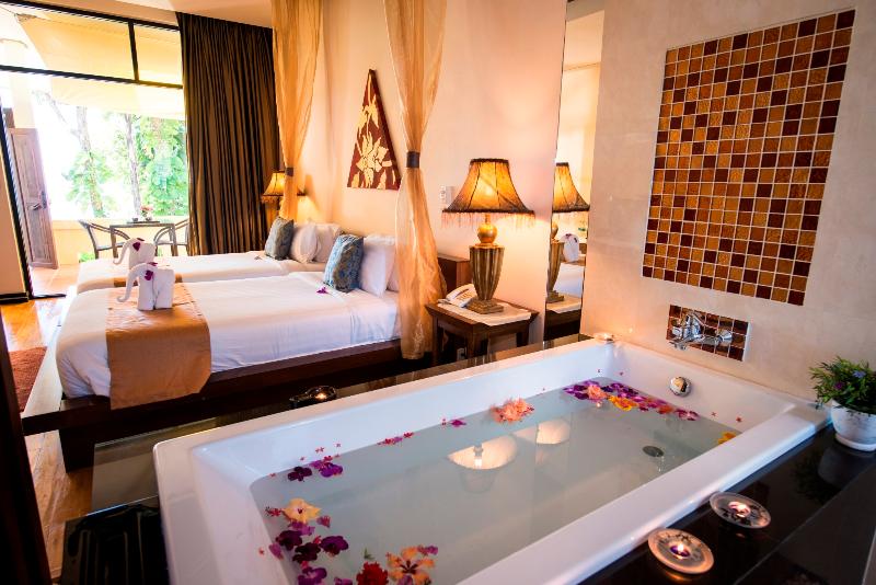 Koh Chang Cliff Beach Resort - Oda