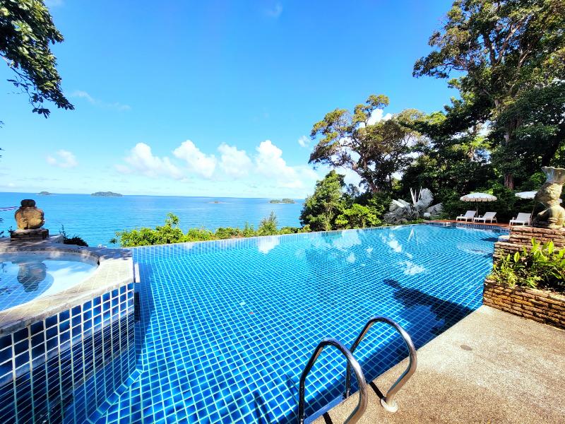 Koh Chang Cliff Beach Resort - Havuz