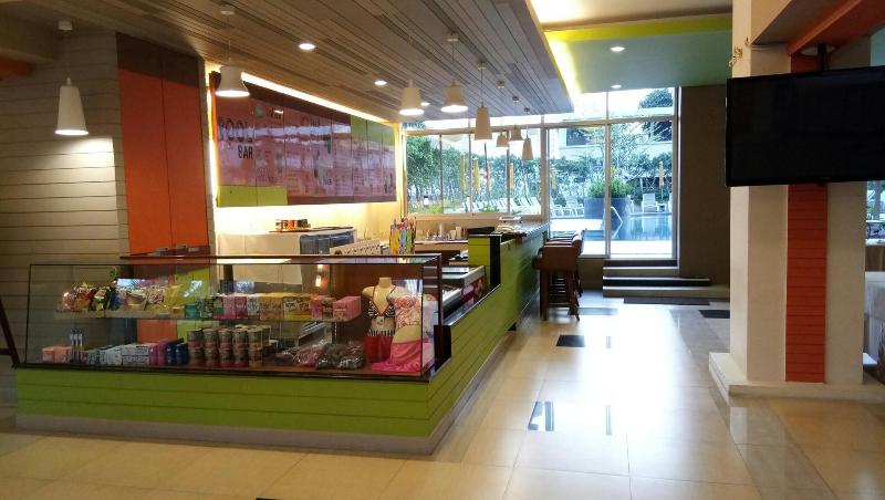 Long Beach Cha Am Hotel - Bar