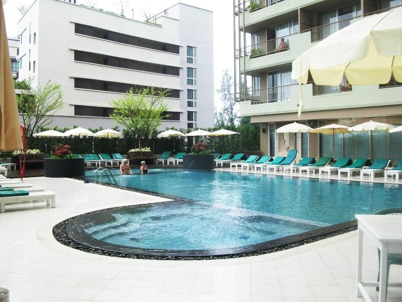 Long Beach Cha Am Hotel - Havuz