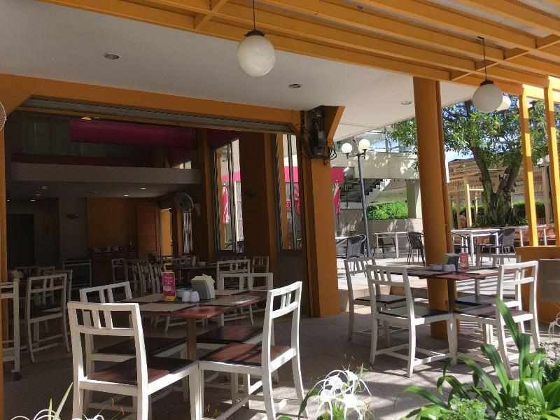 Long Beach Cha Am Hotel - Restoran