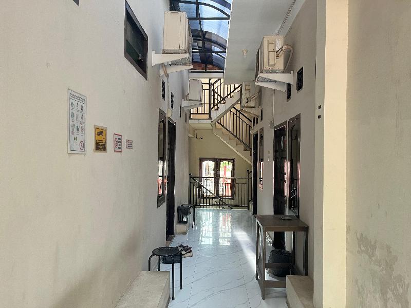 Gratia Guesthouse Syari'ah By Zuzu - Genel