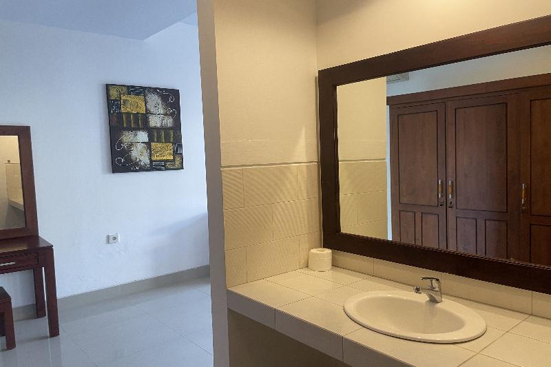 Kusuma Homestay Kerobokan By Zuzu - Oda
