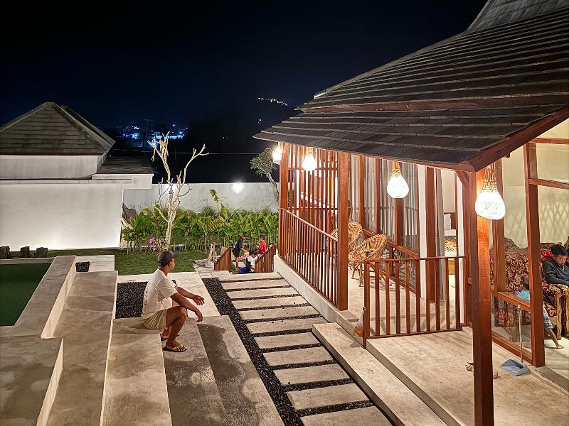 Volcano Side Kintamani Bali By Zuzu - Oda