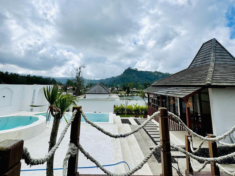 Volcano Side Kintamani Bali By Zuzu - Havuz