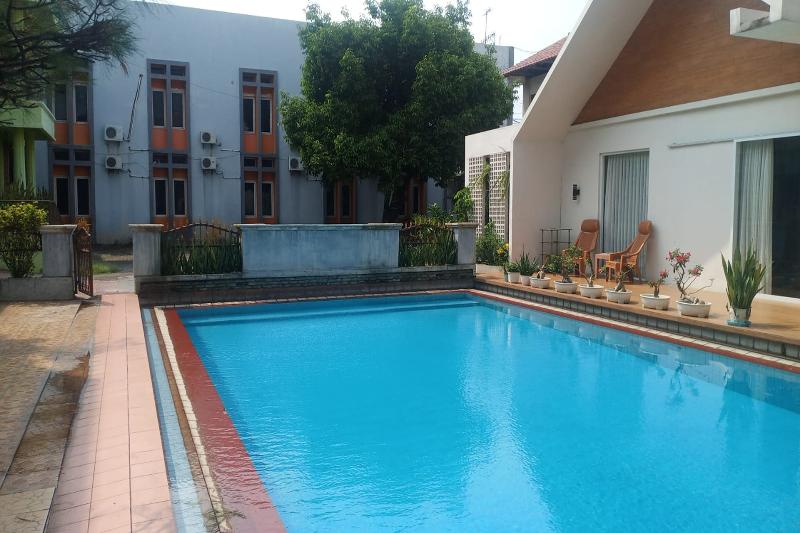 Aryani Suites Syariah By Zuzu - Genel