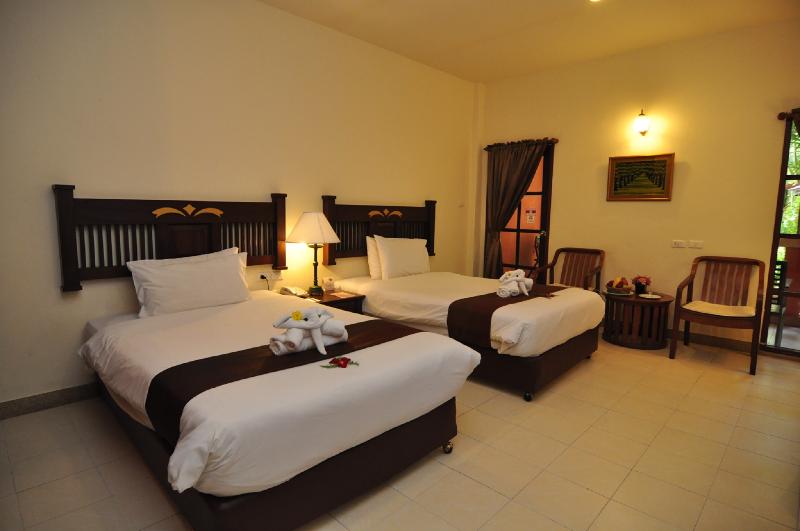 Phuket Leelavadee Hua Ting Resort - Oda