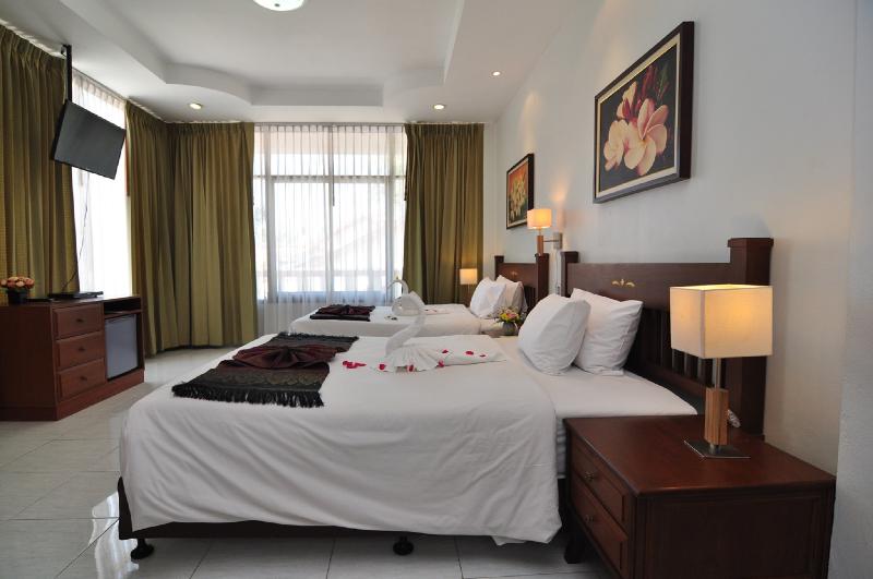 Phuket Leelavadee Hua Ting Resort - Oda