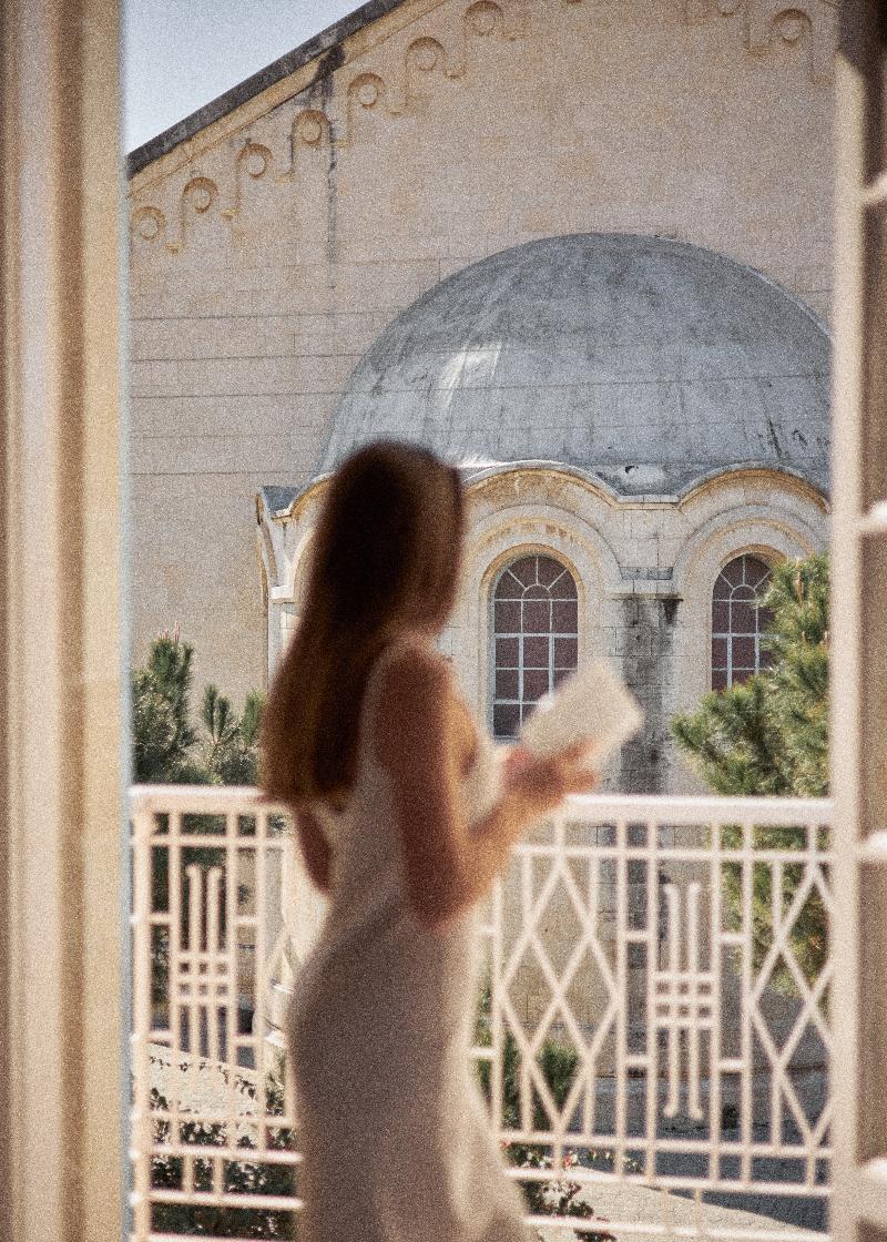 Heart Hotel - Genel
