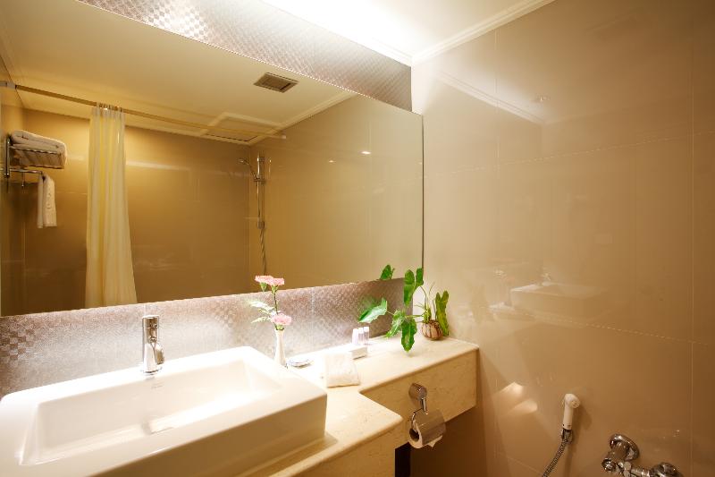 Centara Hotel Hat Yai - Oda