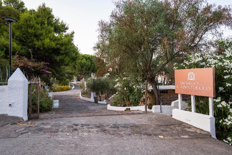 Borgo Del Cannitello Romantic Boutique Resort - Lobi