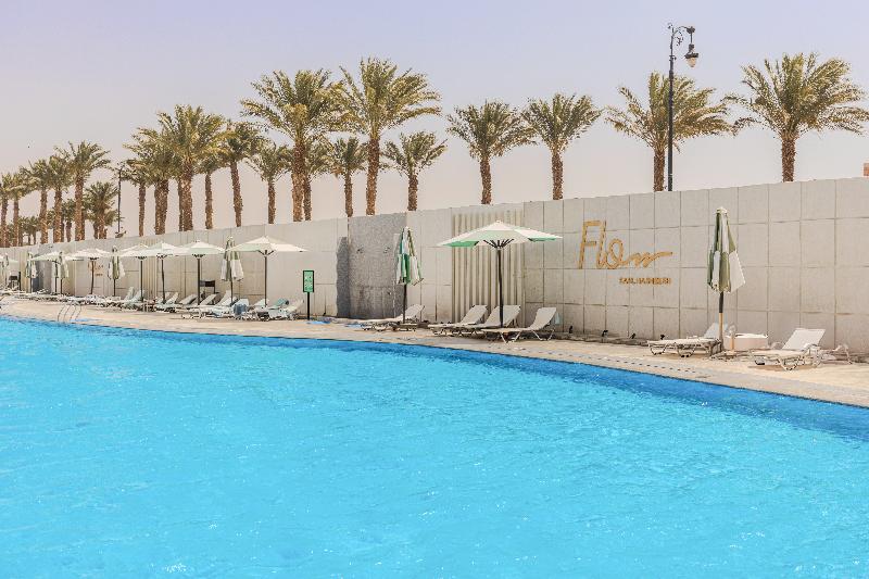 Flow Spectrum Resort - Havuz