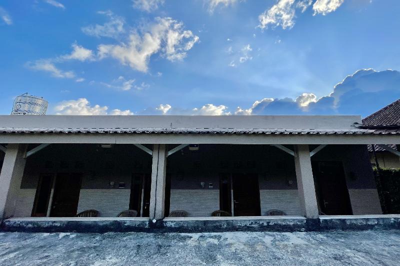 Mongan Homestay Beside The Belulang Hot Spring - Genel