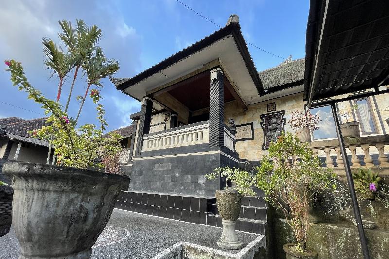 Mongan Homestay Beside The Belulang Hot Spring - Genel