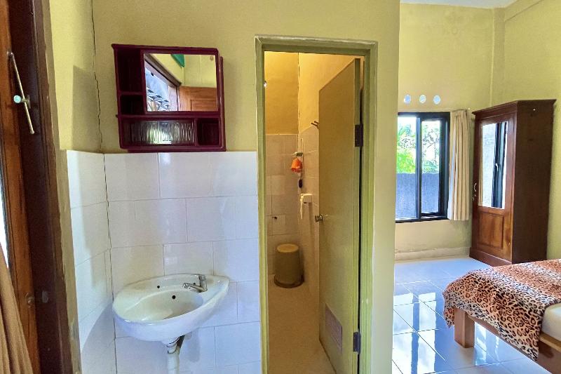 Mongan Homestay Beside The Belulang Hot Spring - Oda