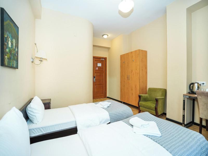 Andza Tbilisi Hotel - Oda