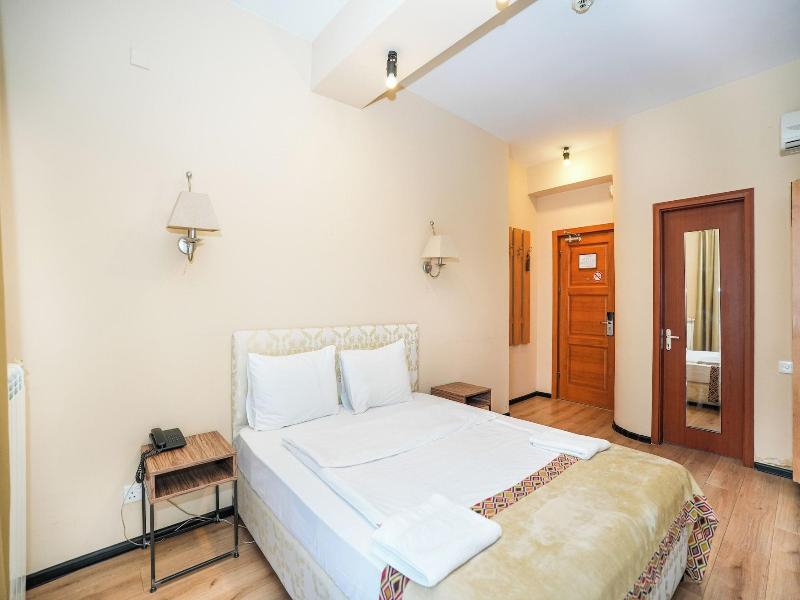 Andza Tbilisi Hotel - Oda