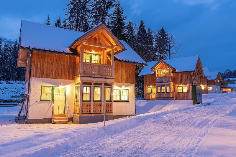 Narzissendorf Zloam - Genel