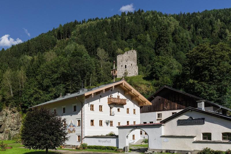 Weyerhof - Genel