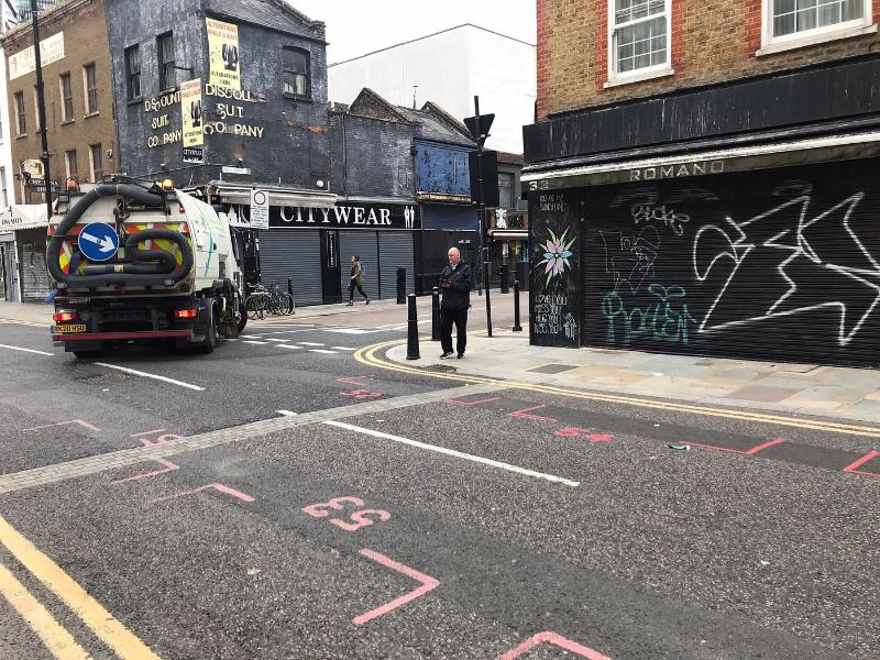 Whitechapel Grand - Genel