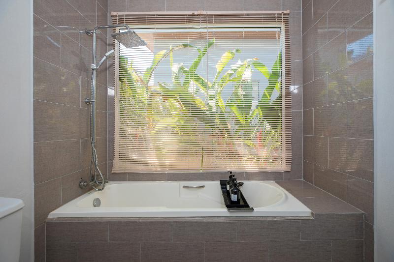 Andaman Sea Best Pool Access & Villa - Oda