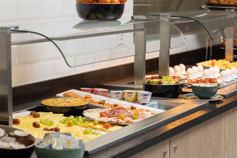 Holiday Inn Express & Suites Sion - Restoran