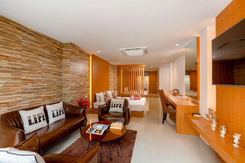 Club Bamboo Boutique Patong Beach Resort - Oda